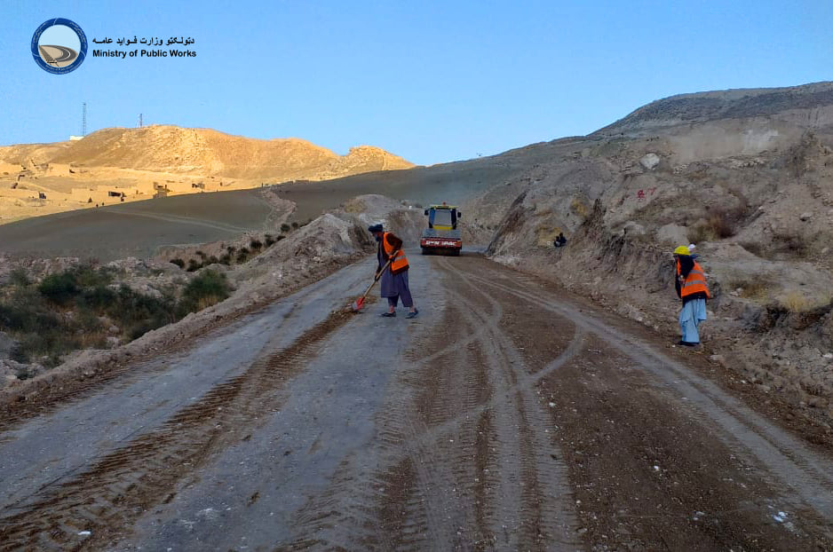 Balkh: Work of a rigid pavement road in Marmul district is underway