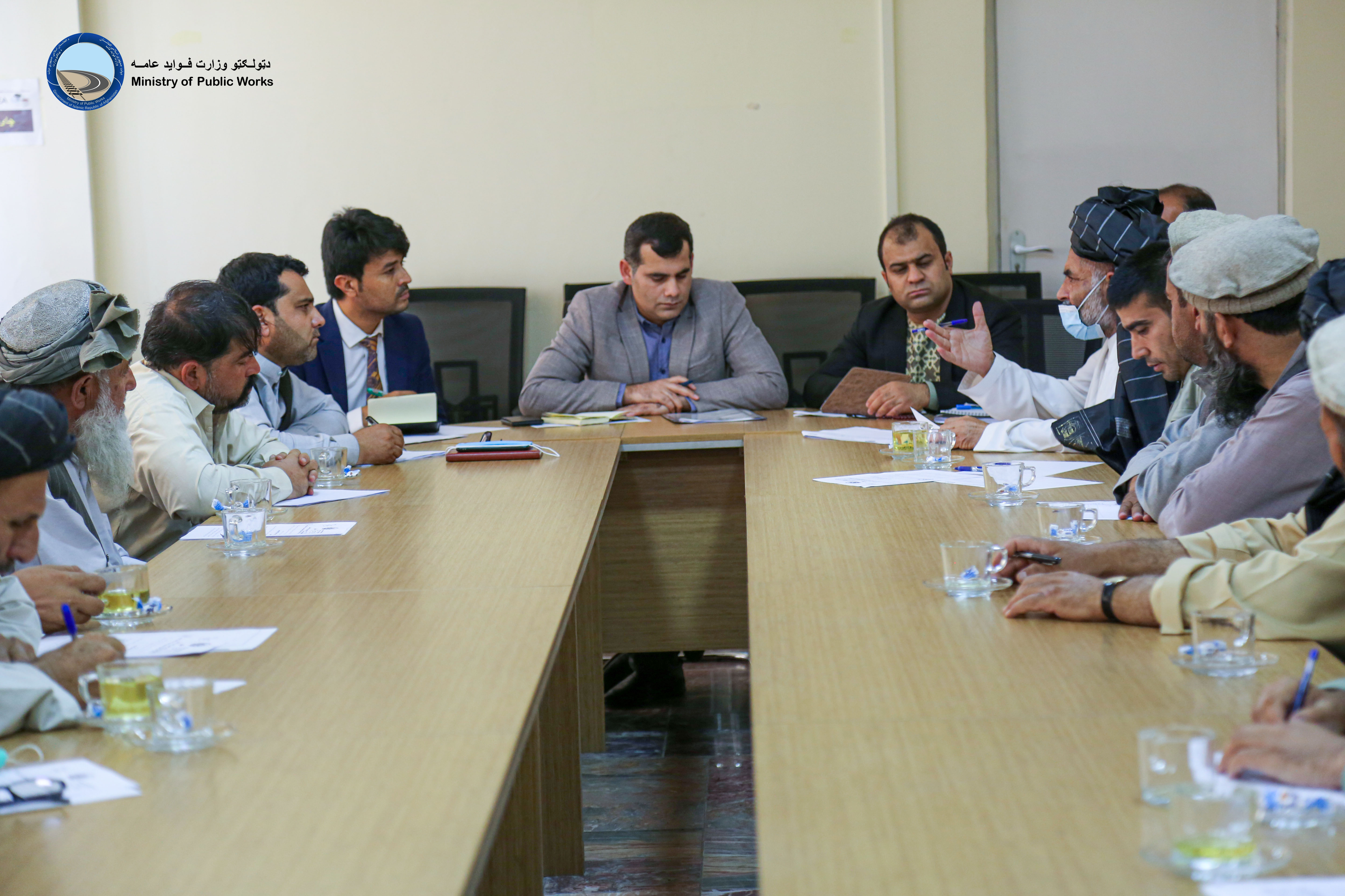 نشست وزارت فواید عامه با شورای انسجام ترانسپورت زمینی