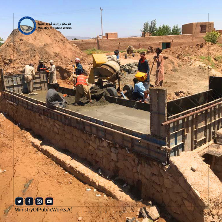 کار اعمار و ساختمان سرک در ولسوالی گذره ولایت هرات ۴۷ فیصد پیشرفت کاری دارد