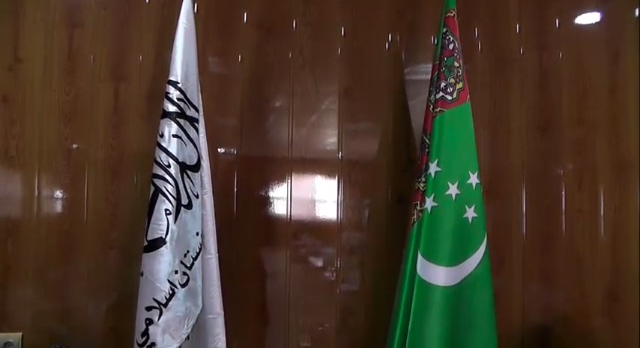 سرپرست معینیت مالی و اداری وزارت فوایدعامه با معاون اداره خط آهن ترکمنستان دیدار نمود