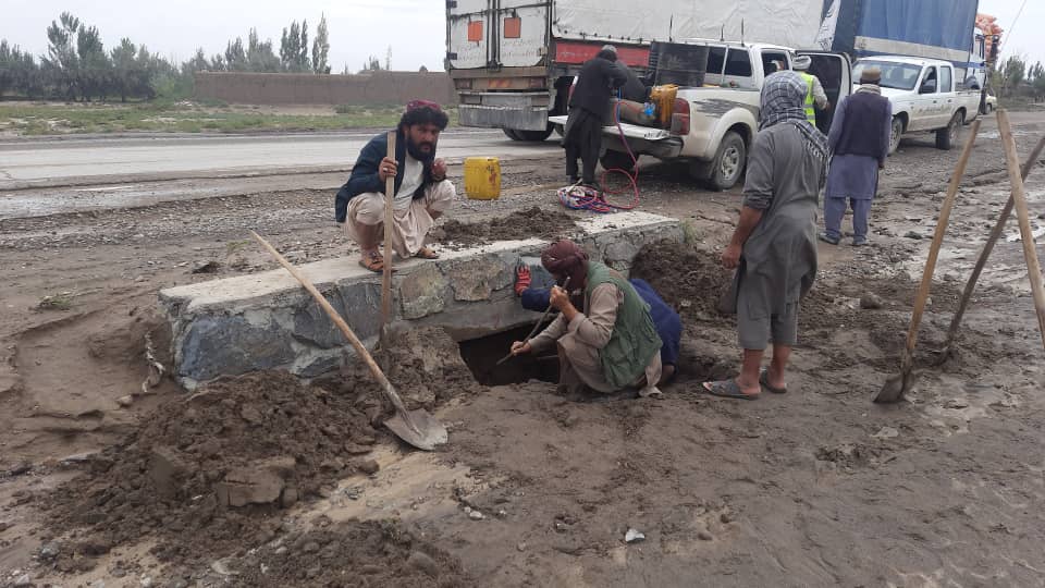 د هیواد د سړکونو او لویو لارو د عمومي وضعیت څرنګوالی