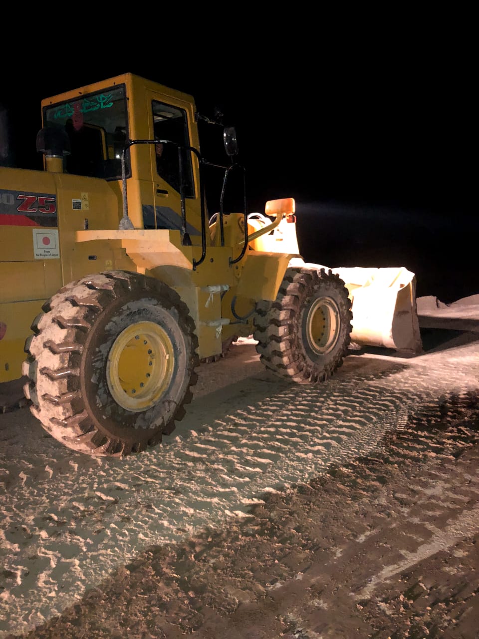 زابل: په سيوري ولسوالۍ کې يو کلی د سيلاب اوبو له خطر څخه خوندي شو