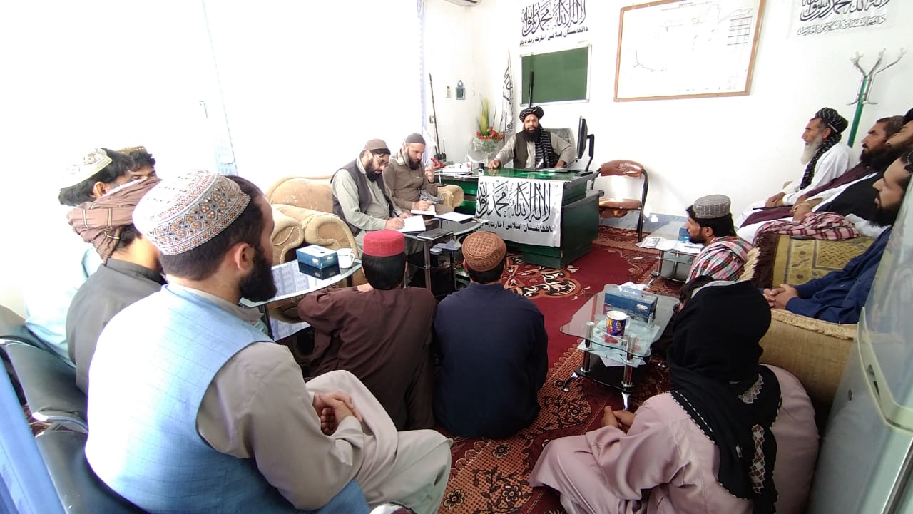 د ټولګټو وزارت د سړکونو د ساتنې او څارنې معین محترم الحاج معاون ملا عبدالجبار، چې یو تخنیکي ټیم یې ملتیا کوي؛ جنوب غربي ولایتونو ته د خپل کاري سفر په ترڅ کې فراه ولایت ته سفر وکړ.