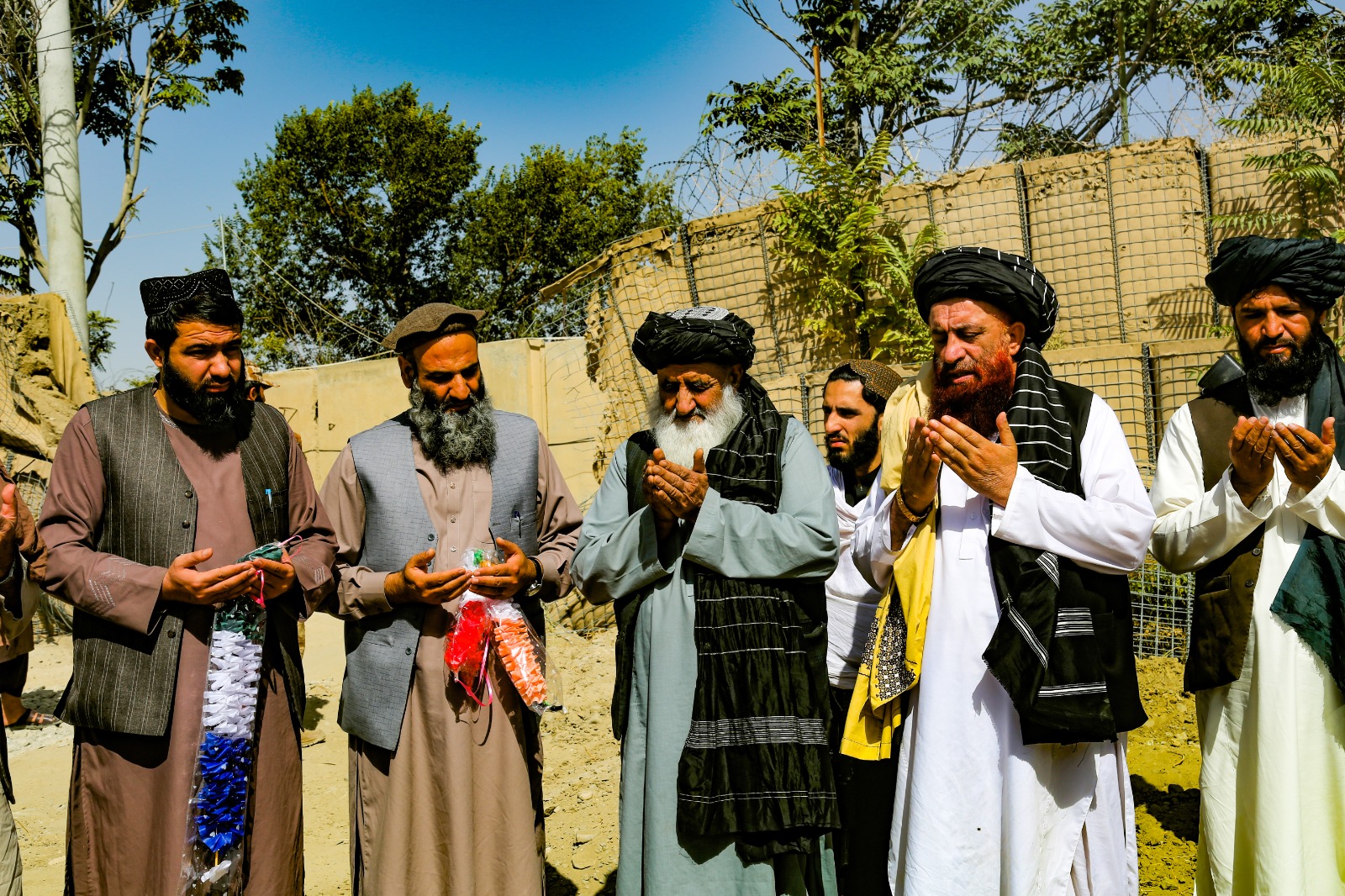 سنگ تهداب ریاست فواید عامه ولایت پکتیکا؛ به ارزش بیشتر از ۳.۹ میلیون افغانی از سوی وزارت فواید عامه گذاشته شد