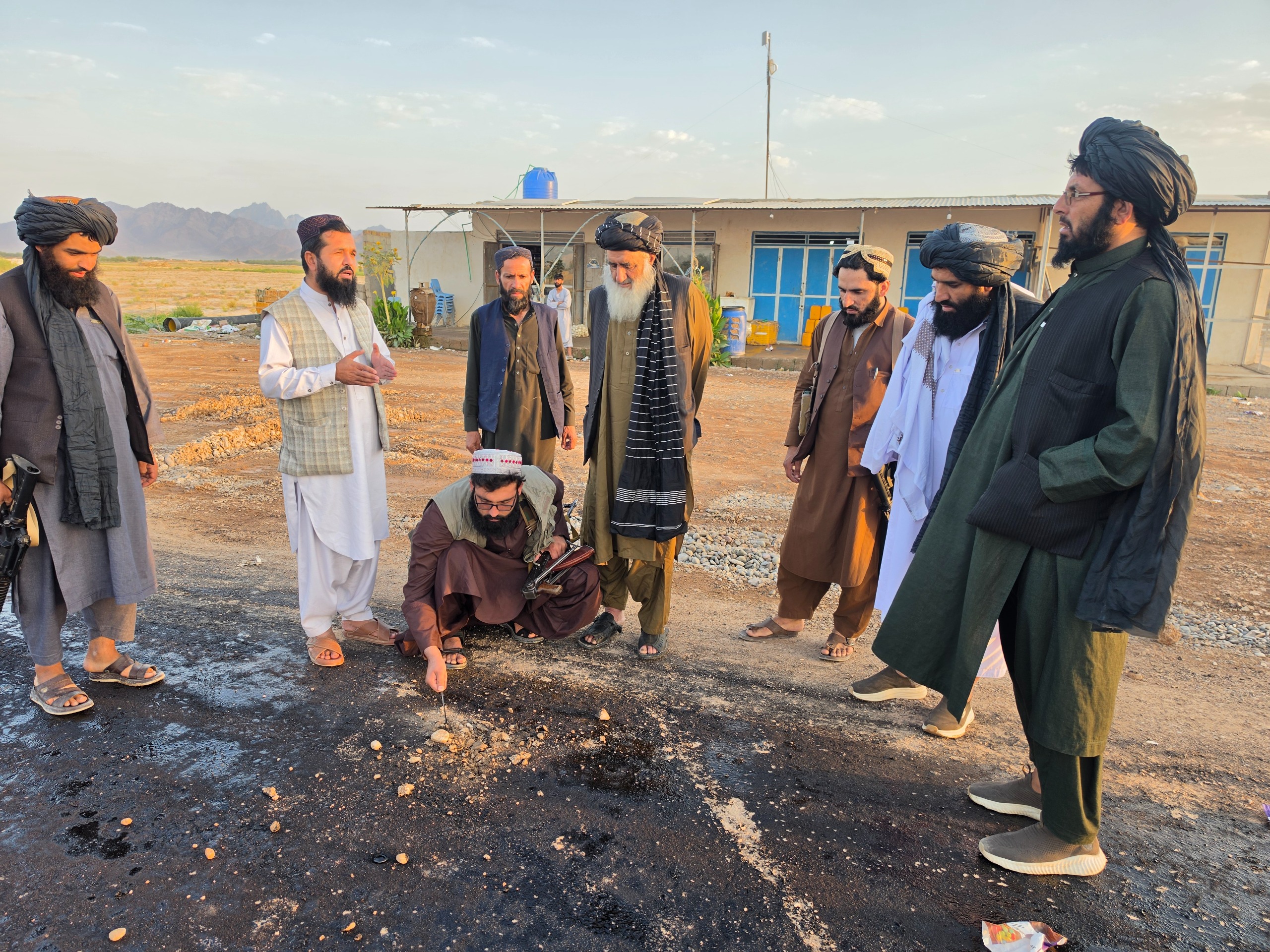 د ټولګټو وزیر د میل ۷۸ ابو النصر فراهي سړک له رغنیزو چارو څخه لیدنه وکړه
