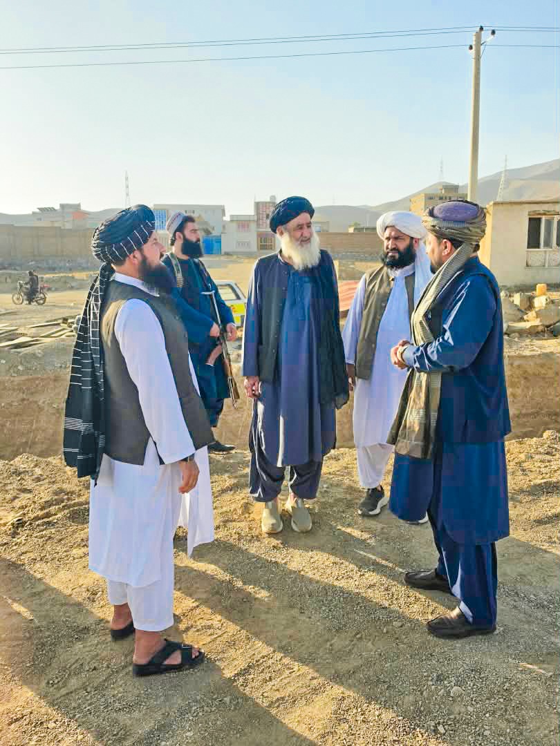 د ټولګټو وزارت محترم وزیر په لوګر ولایت کې د یاد وزارت د تر کار لاندې پروژو څخه لیدنه وکړه
